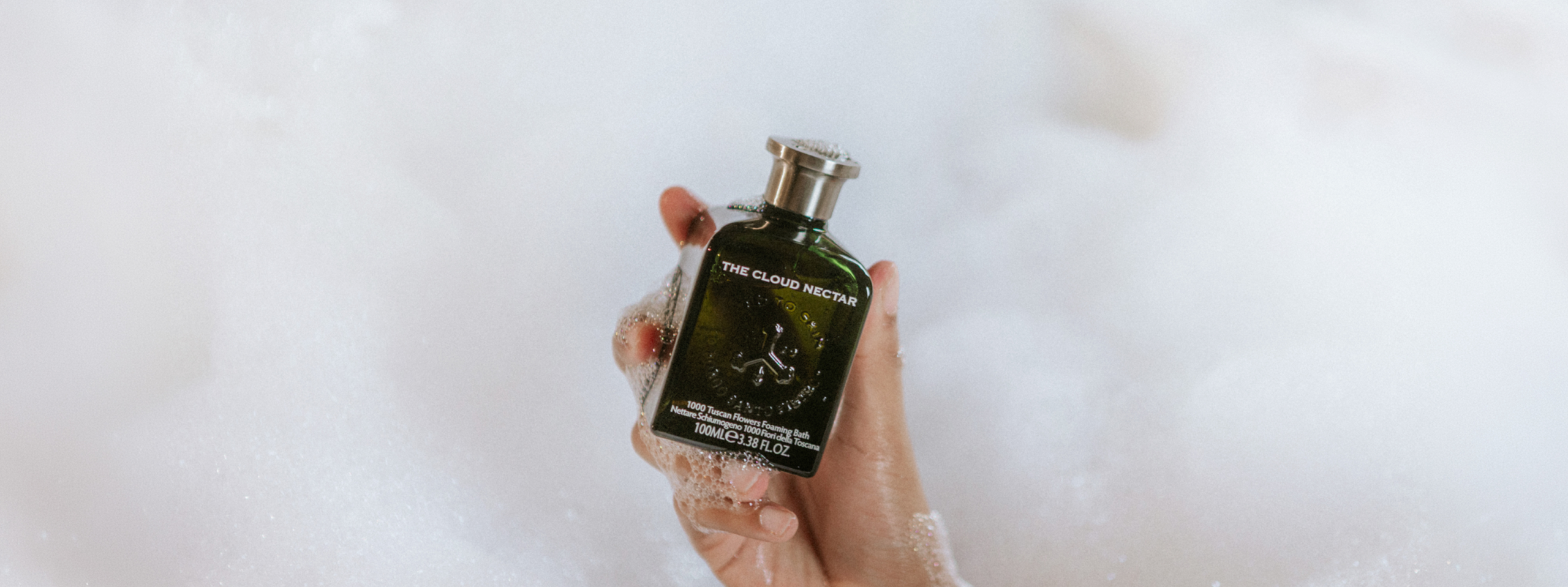 The Cloud Nectar held in a cloud of foam